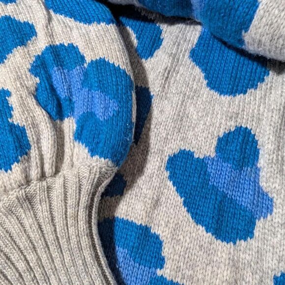 Warm and thick Women's Medium Grey and Blue Animal Print Cow Sweater - Picture 6 of 6